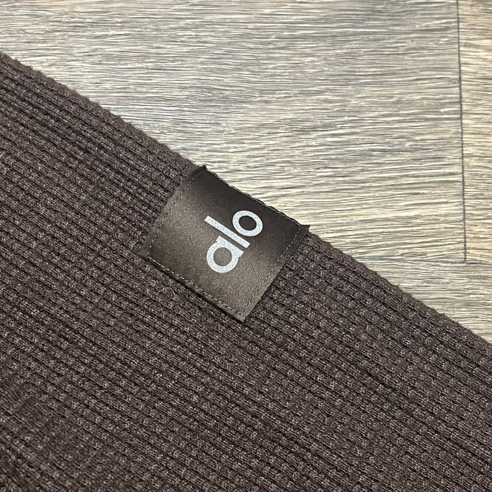 ALO Waffle Weekend Escape Mock Neck Long Sleeve Size Large Espresso Brown - Picture 10 of 12